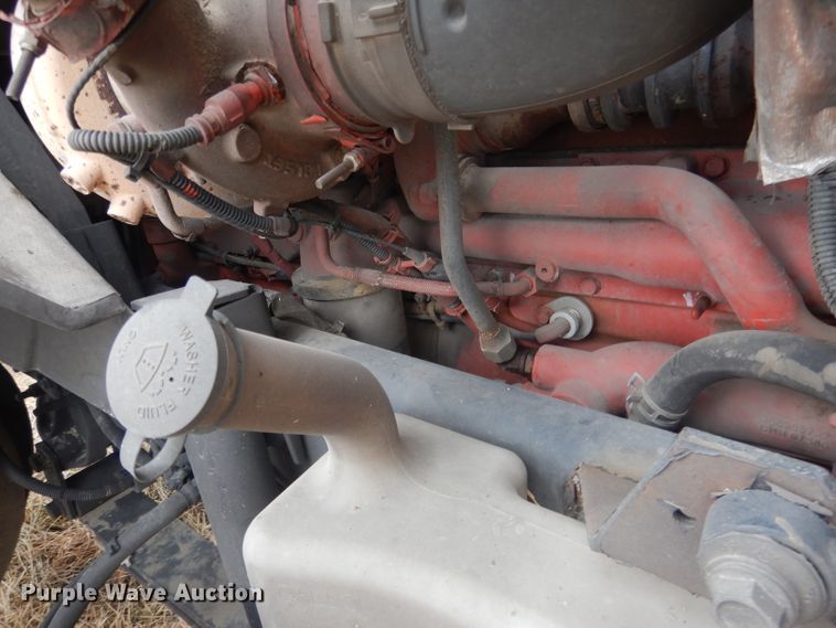 image for item DJ1251 2018 International LT62F  semi truck