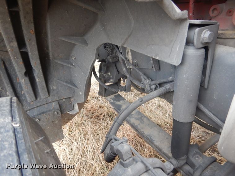 image for item DJ1251 2018 International LT62F  semi truck