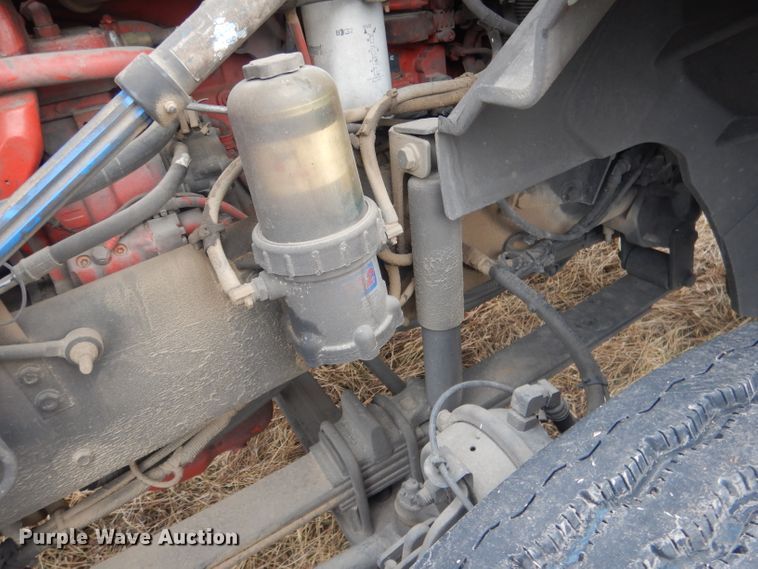 image for item DJ1251 2018 International LT62F  semi truck