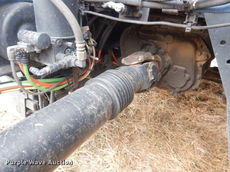 image for item DJ1251 2018 International LT62F  semi truck