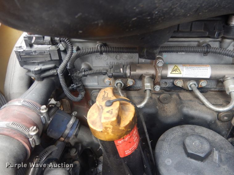 image for item DJ1252 2016 Freightliner Cascadia 113  semi truck