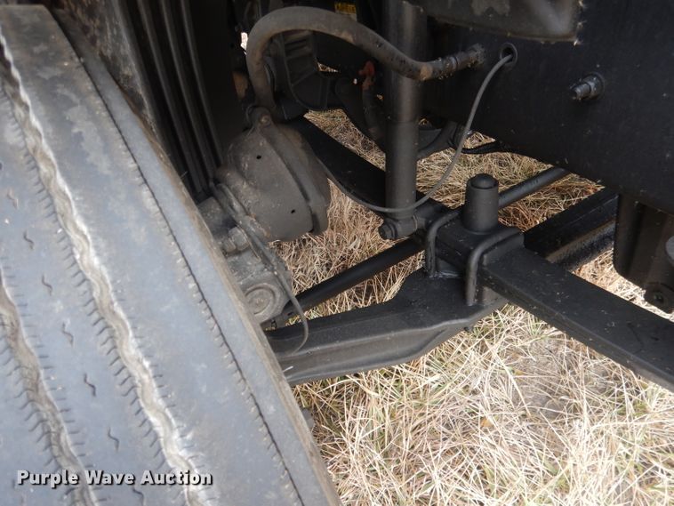 image for item DJ1252 2016 Freightliner Cascadia 113  semi truck