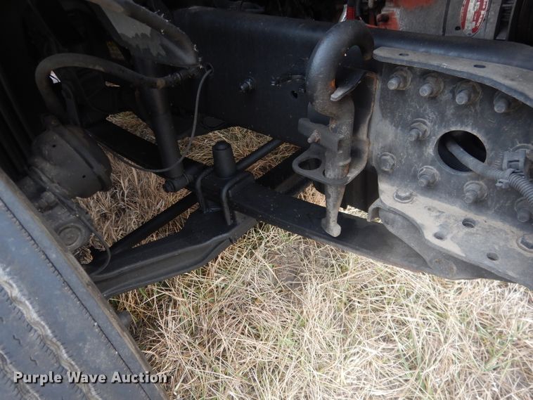 image for item DJ1252 2016 Freightliner Cascadia 113  semi truck