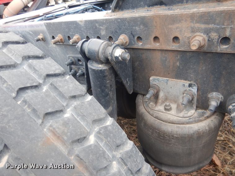 image for item DJ1252 2016 Freightliner Cascadia 113  semi truck