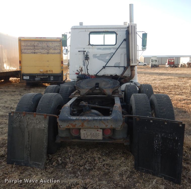 image for item DJ1255 1995 WhiteGMC WG  semi truck