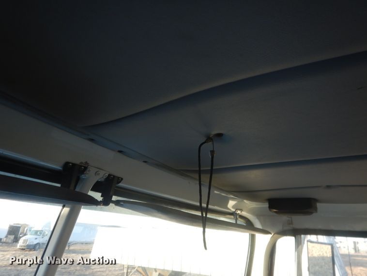 image for item DJ1255 1995 WhiteGMC WG  semi truck