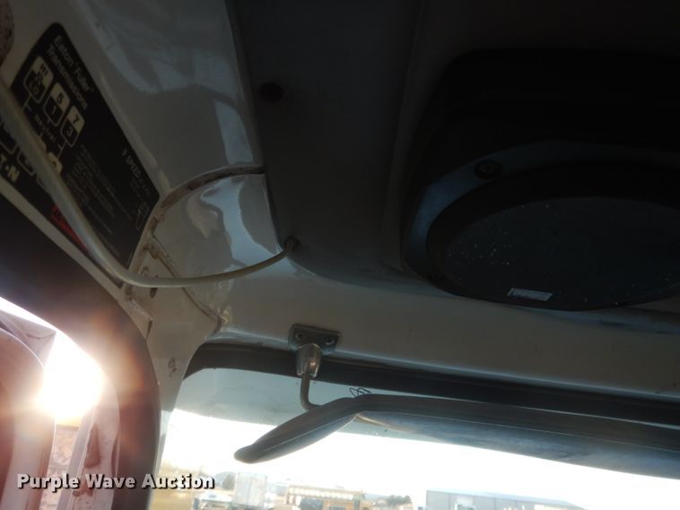 image for item DJ1255 1995 WhiteGMC WG  semi truck