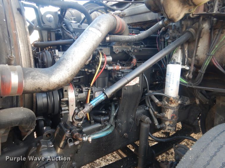 image for item DJ1255 1995 WhiteGMC WG  semi truck