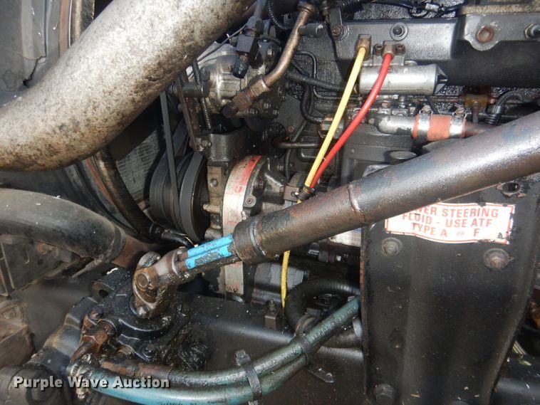 image for item DJ1255 1995 WhiteGMC WG  semi truck