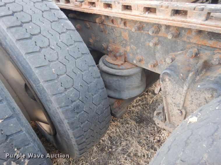 image for item DJ1255 1995 WhiteGMC WG  semi truck