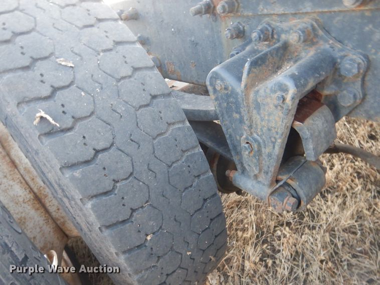 image for item DJ1255 1995 WhiteGMC WG  semi truck