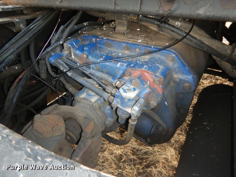 image for item DJ1255 1995 WhiteGMC WG  semi truck