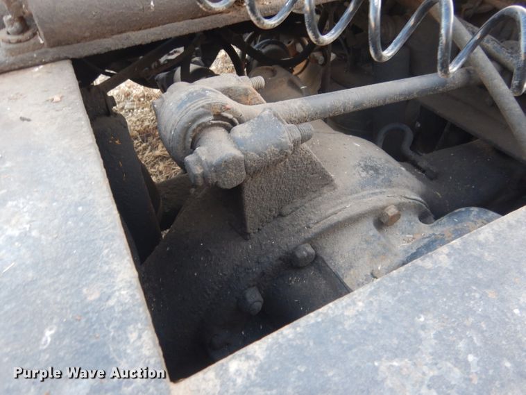 image for item DJ1255 1995 WhiteGMC WG  semi truck