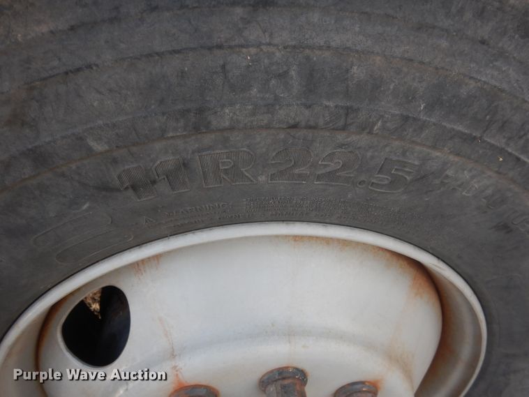 image for item DJ1255 1995 WhiteGMC WG  semi truck