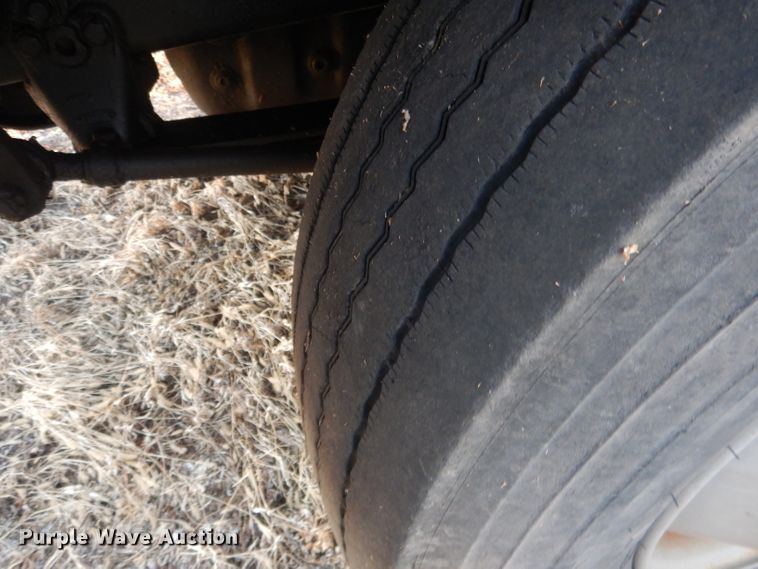 image for item DJ1255 1995 WhiteGMC WG  semi truck