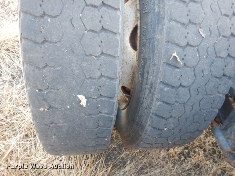 image for item DJ1255 1995 WhiteGMC WG  semi truck