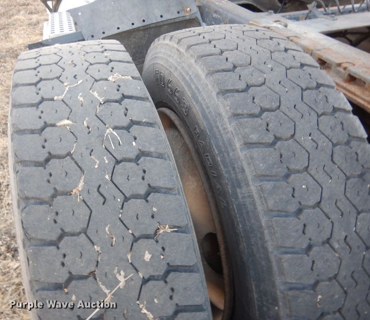 image for item DJ1255 1995 WhiteGMC WG  semi truck