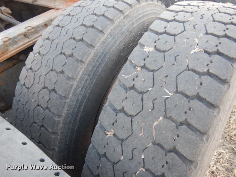 image for item DJ1255 1995 WhiteGMC WG  semi truck