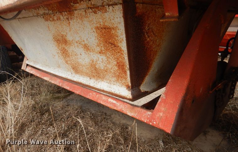 image for item DJ1259 1980 Beall  bottom dump trailer
