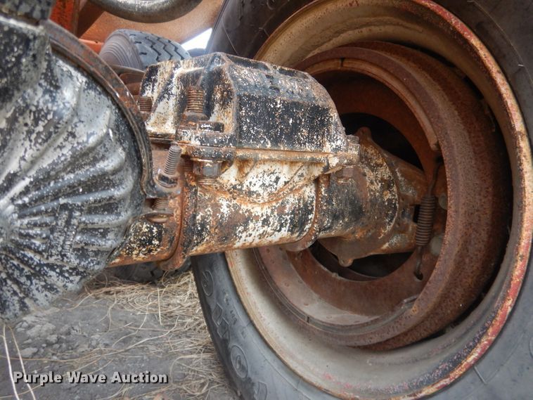 image for item DJ1259 1980 Beall  bottom dump trailer