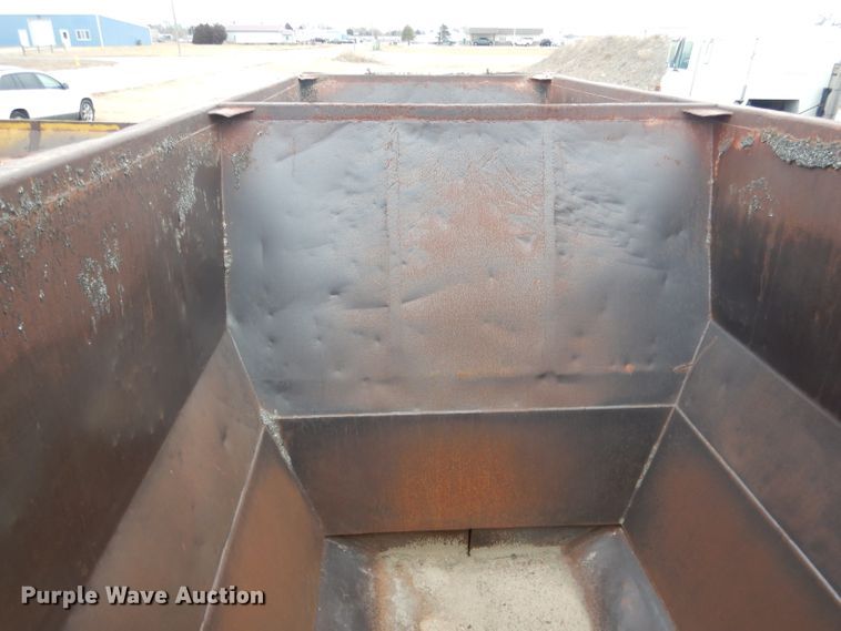 image for item DJ1259 1980 Beall  bottom dump trailer