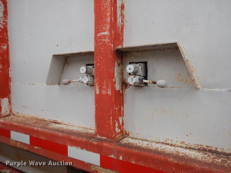 image for item DJ1259 1980 Beall  bottom dump trailer