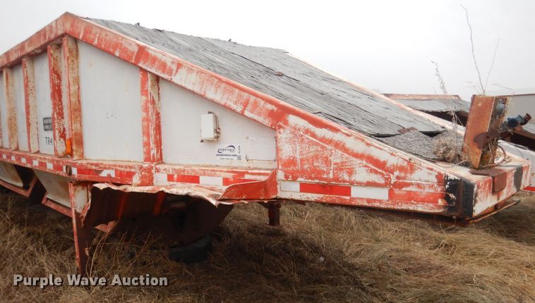 image for item DJ1259 1980 Beall  bottom dump trailer