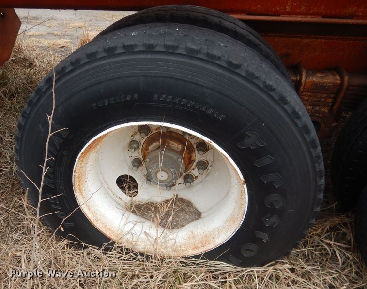 image for item DJ1259 1980 Beall  bottom dump trailer