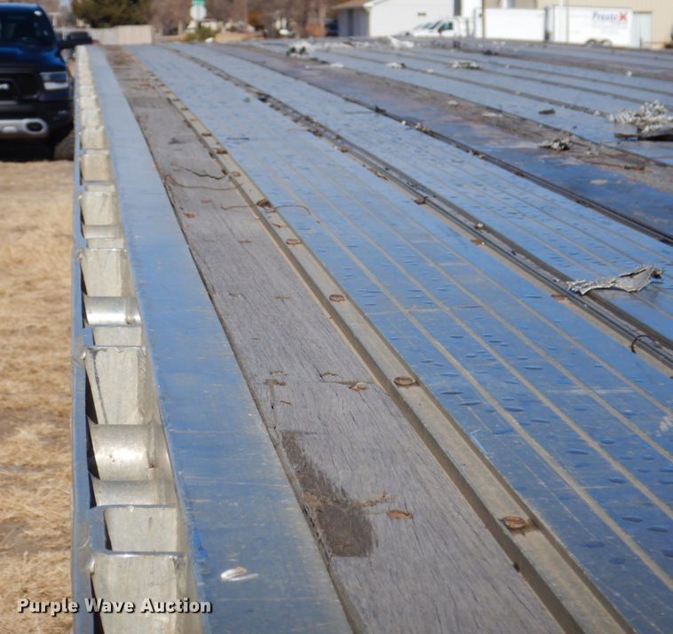 image for item DK8740 2007 Transcraft Eagle II  flatbed trailer