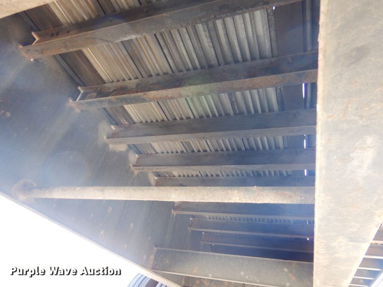 image for item DK8740 2007 Transcraft Eagle II  flatbed trailer