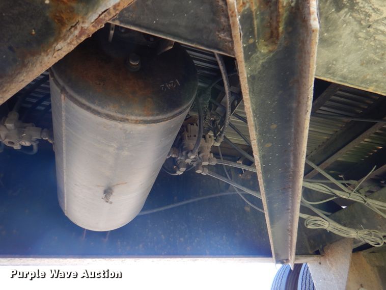 image for item DK8740 2007 Transcraft Eagle II  flatbed trailer