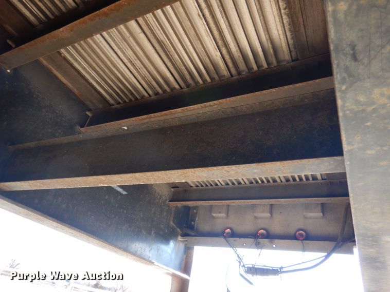 image for item DK8740 2007 Transcraft Eagle II  flatbed trailer