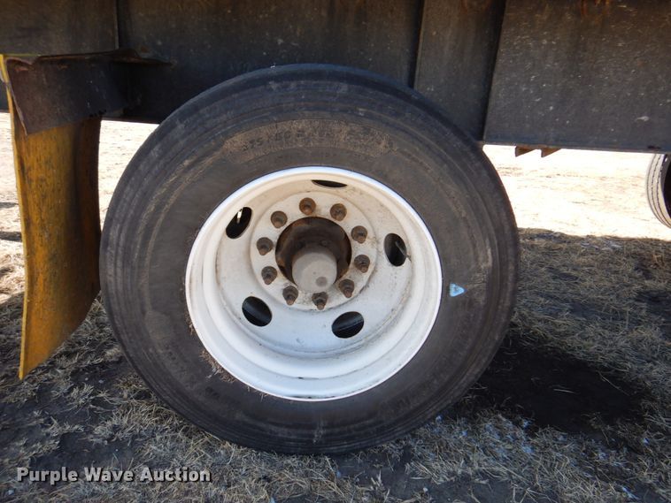 image for item DK8740 2007 Transcraft Eagle II  flatbed trailer