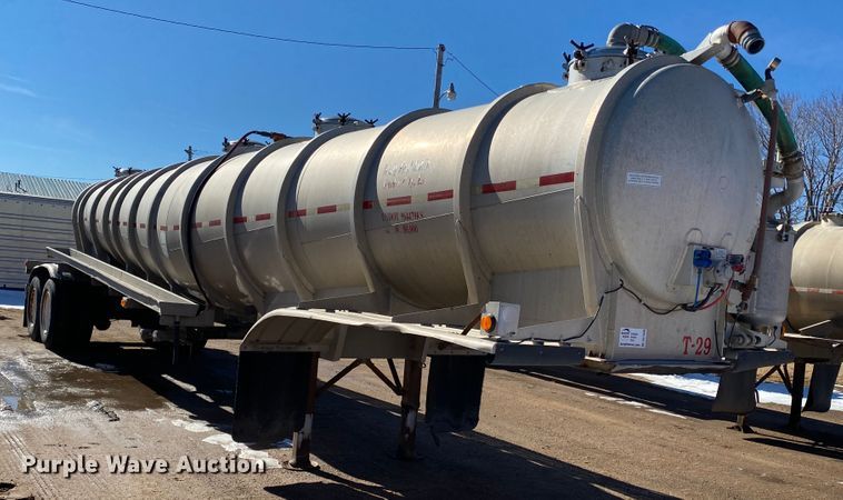 image for item DL1448 2002 Acro  vacuum trailer