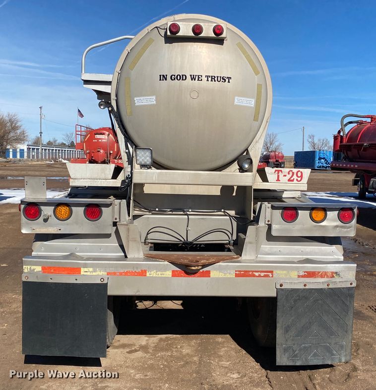 image for item DL1448 2002 Acro  vacuum trailer