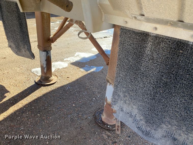 image for item DL1448 2002 Acro  vacuum trailer