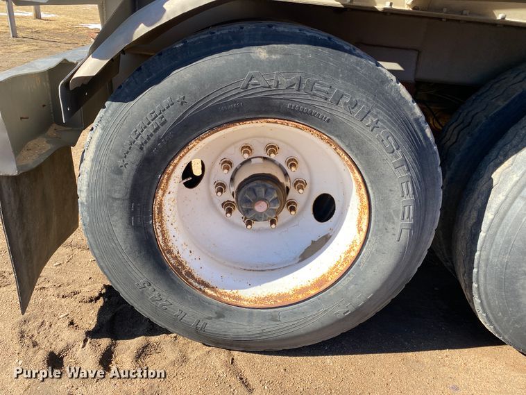 image for item DL1448 2002 Acro  vacuum trailer