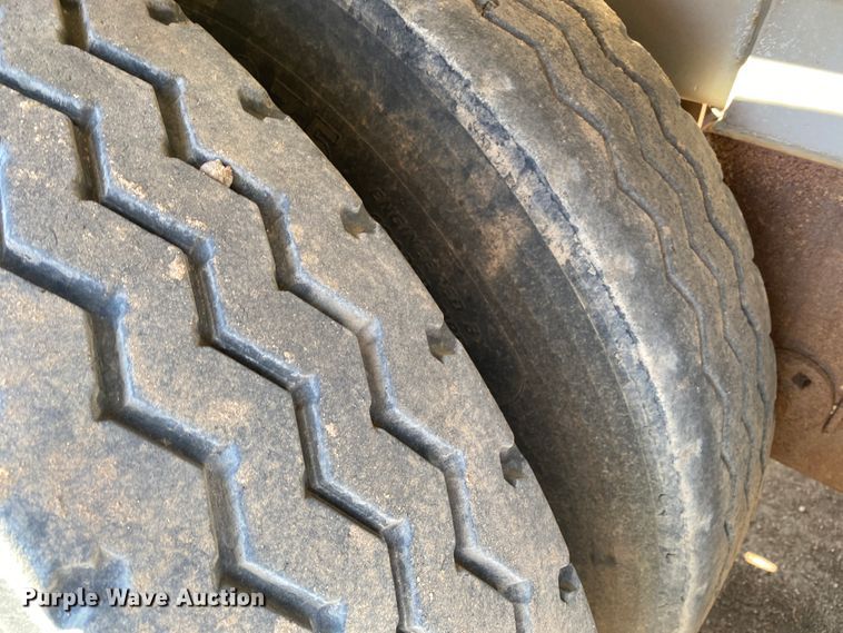 image for item DL1448 2002 Acro  vacuum trailer