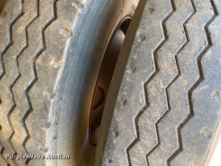 image for item DL1448 2002 Acro  vacuum trailer