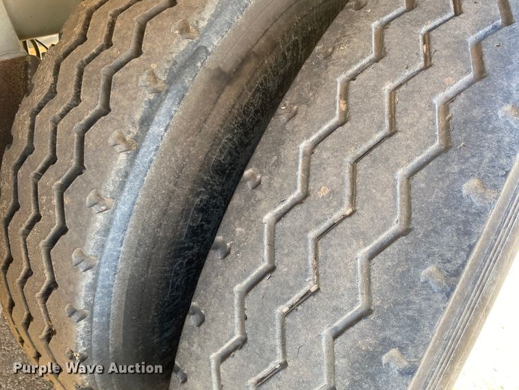 image for item DL1448 2002 Acro  vacuum trailer