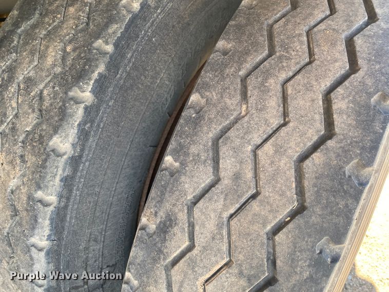 image for item DL1448 2002 Acro  vacuum trailer