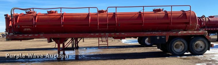 image for item DL1449 2006 Dragon  vacuum trailer