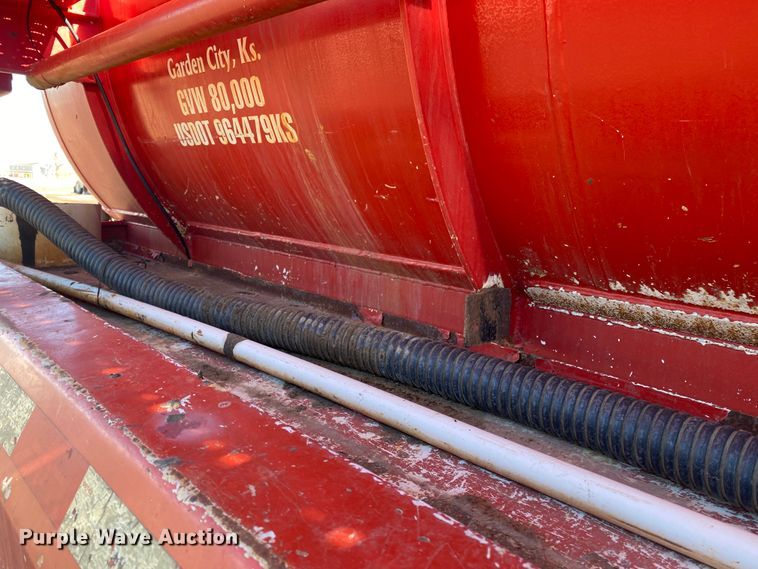 image for item DL1449 2006 Dragon  vacuum trailer