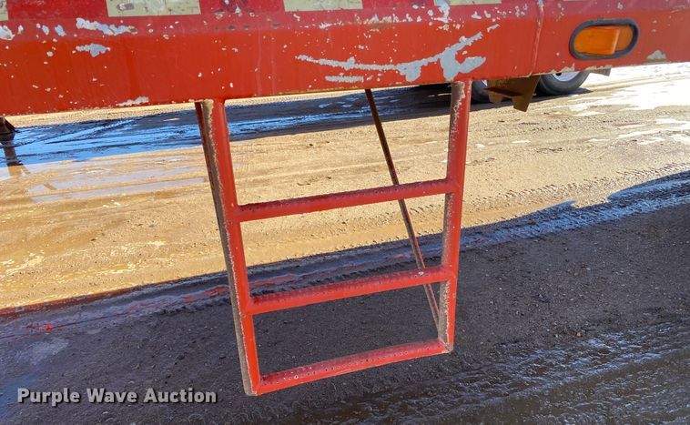 image for item DL1449 2006 Dragon  vacuum trailer