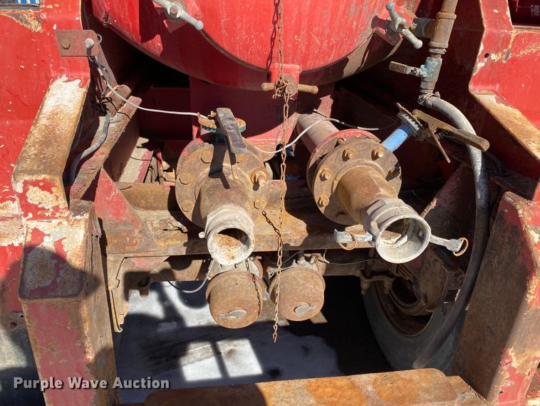 image for item DL1449 2006 Dragon  vacuum trailer