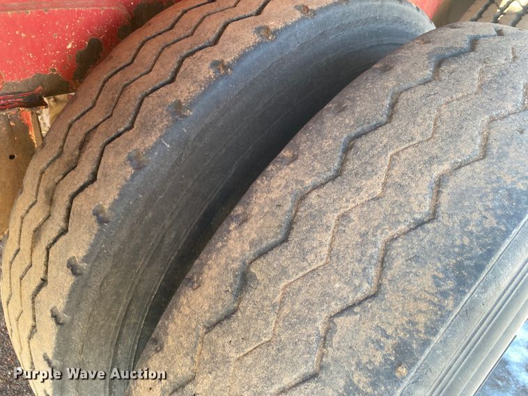 image for item DL1449 2006 Dragon  vacuum trailer