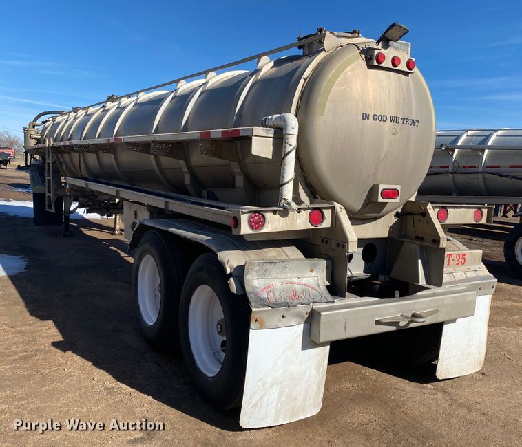 image for item DL1450 2003 Heil  vacuum trailer