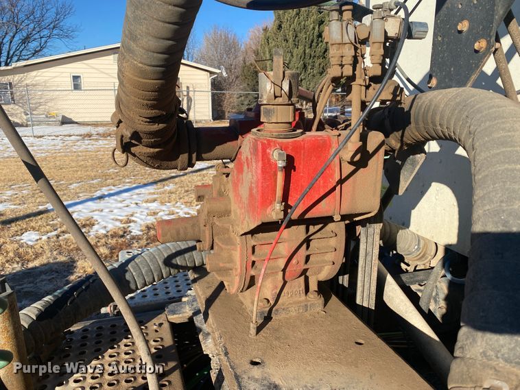 image for item DL1451 2010 International 9200i  semi truck