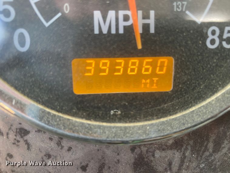 image for item DL1451 2010 International 9200i  semi truck