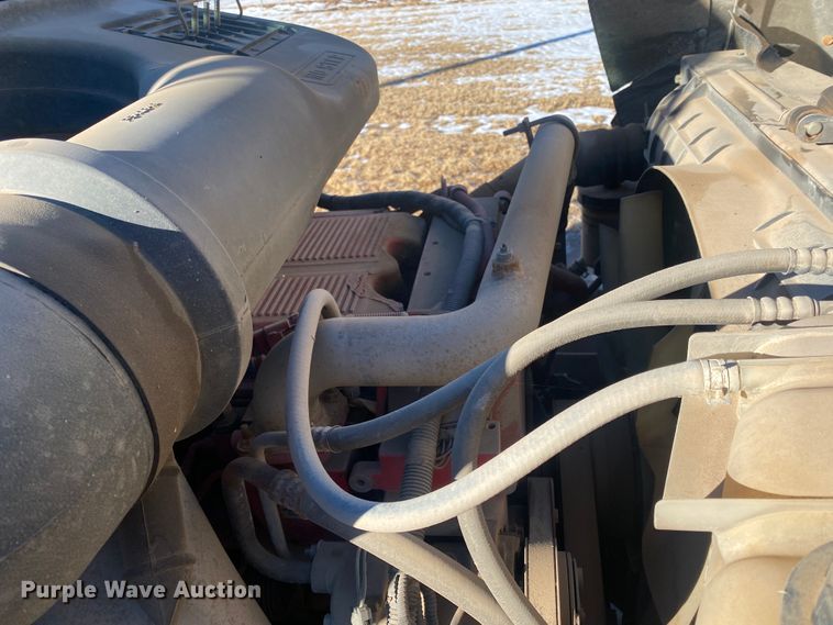 image for item DL1451 2010 International 9200i  semi truck